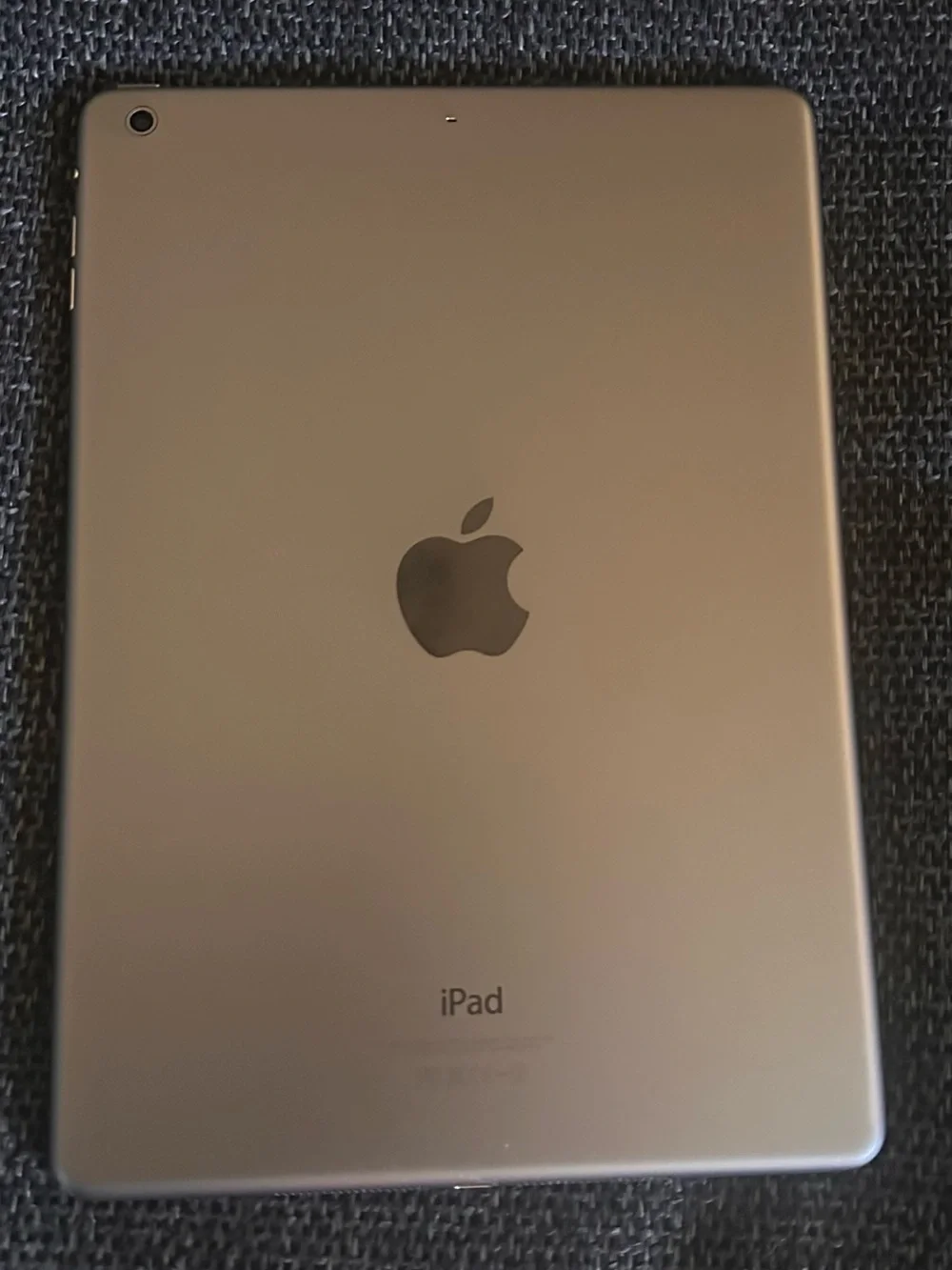 Apple Space Gray iPad Tablet 128GB- Touchscreen